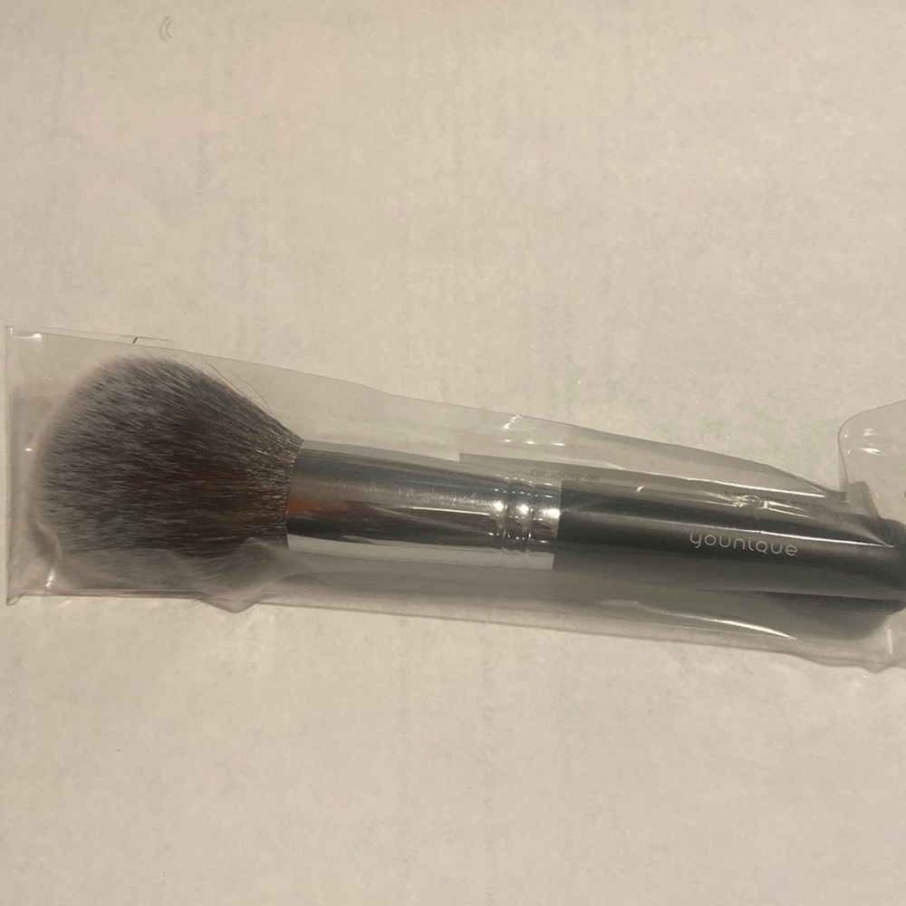 Younique Setting Powder brush